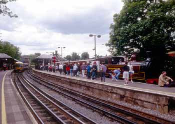 train in bay platform at Rickmansworth station