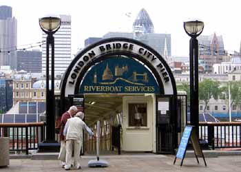 Riverbus pier entry.