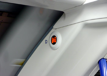 Victoria Line Door Closing Light.