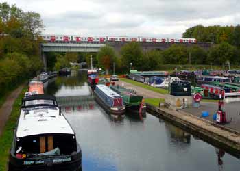 Metropolitan line Bridge Over Grand Union Canal.