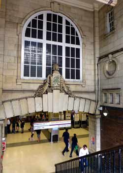 Baker Street station stairway down to ticket hall.