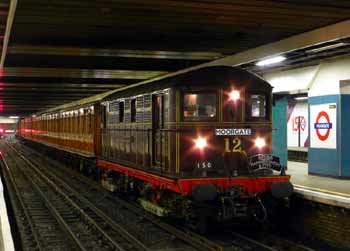 Sarah Siddons electric locomotive at Moorgate station.