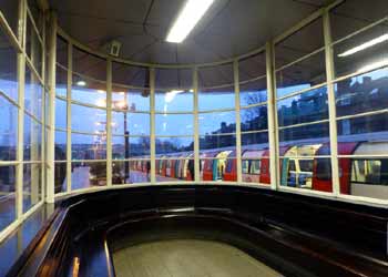 Waiting room West Hampstead Jubilee line station.