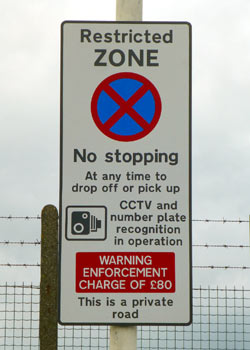 No drop off / pickup sign at Luton Airport.