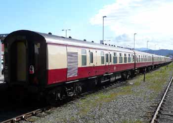 railtour Mk1 passenger coach with brake.