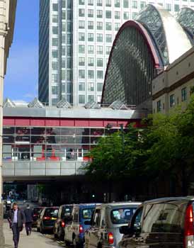 street view of Canary Wharf station.