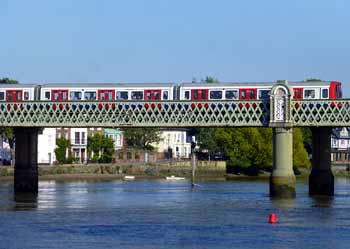 Kew Railway Bridge.