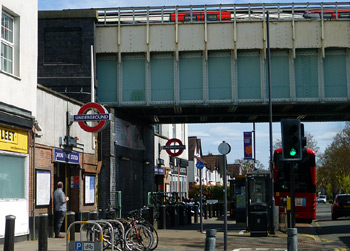 Canons Park station entrance.