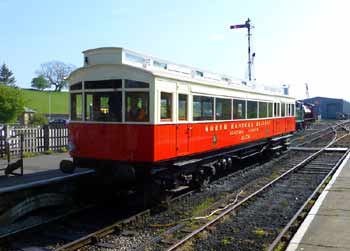 The trailing end of North Eastern Railway Electric Autocar No. 3170.