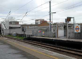 Walkway between Hackney Central and Hackney Downs.