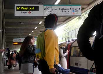Jubilee line platform Canning Town