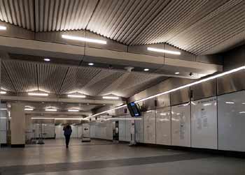 Elizabeth line ticket hall Moorgate.