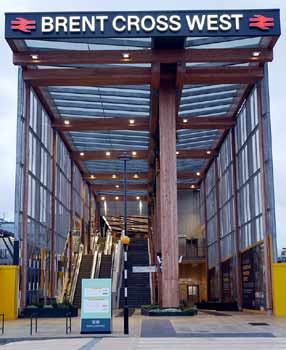 Brent Cross Town entrance, high ceiling.