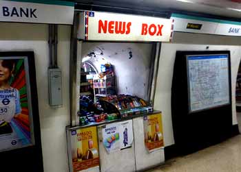 Confectionary soft drinks outlet Bank station platform.