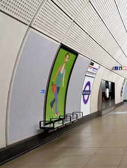 Whitechapel station ghost image solution.