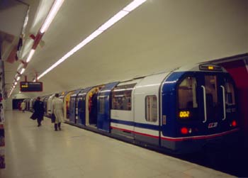 Class 482 Waterloo and City Line train at Bank.