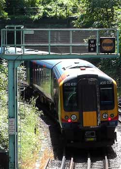 Class 450 train entering East Putney tunnel.